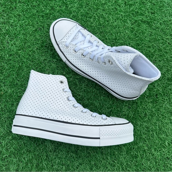 Converse Chuck Taylor All Star Lift High Top Perforated White Leather / Black - Picture 10 of 13